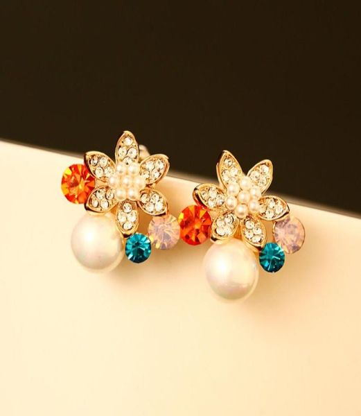 Muito bonito designer de moda de luxo colorido flor de cristal diamante zircão pérola super brilhante brincos para mulher silve5593471