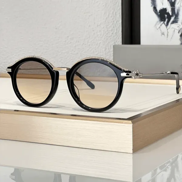 Güneş Gözlüğü Vintage Altın Alaşım Şık Yuvarlak Glasse Retro Dayanıklı Kadın Marka Tasarımcısı Fütüristik Trend Bayanlar FG40004