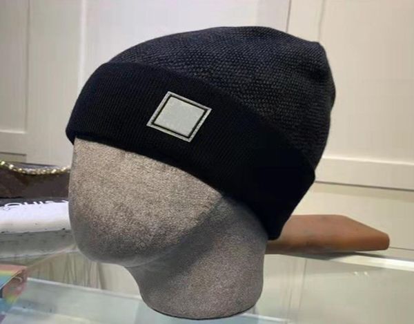 Designer Beanie Berretto lavorato a maglia unisex Cappello di lana Classico COLOR BLOCK KNIT Berretto sportivo con teschio Donna Casual Corsa all'aperto Mantieni caldo1496401