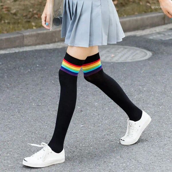 Женские носки, милые радужные полоски, чулки до колена в консервативном стиле, длинные модные милые универсальные женские хлопковые чулки Harajuku Kawaii
