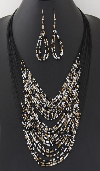 2020 Modeschmuck Mode Vintage-Schmuck-Sets Runde böhmische mehrschichtige bunte Perlen Aussage Halskette Ohrringe Set4620502