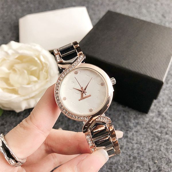 Orologi da polso di marca completa di moda Donna Ragazza Stile diamante Acciaio Fascia metallica Quarzo Lusso con logo Orologio L