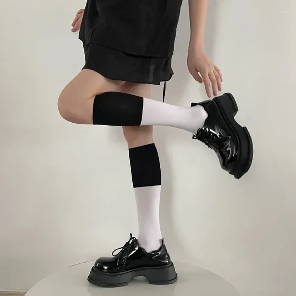Meias femininas preto branco colorblock bezerro veludo respirável meias náilon longo jk japonês joelho