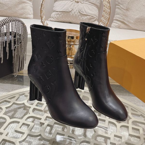 Роскошные женские дизайнерские ботинки французского бренда с тиснением, классические женские ботинки Martin с тиснением на молнии, зимние сапоги, высококачественные кожаные противоскользящие рыцарские сапоги на толстом каблуке