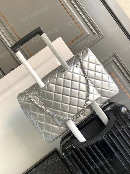 Espelho de qualidade clássico xxl saco quadrado saco de aeroporto 40 cm grande feminino feminino de couro genuíno Caviar cascalho de bolsa de ombro acolchoado bolsas de designer de estilista prateado preto preto