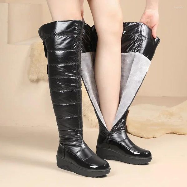 Stiefel Frost Winter Warm Overknee Schnee Frauen Dicke Baumwolle Gepolsterte Daunen Wasserdichte Schuhe Bogen Patchwork Leder Keil Lange Stiefel