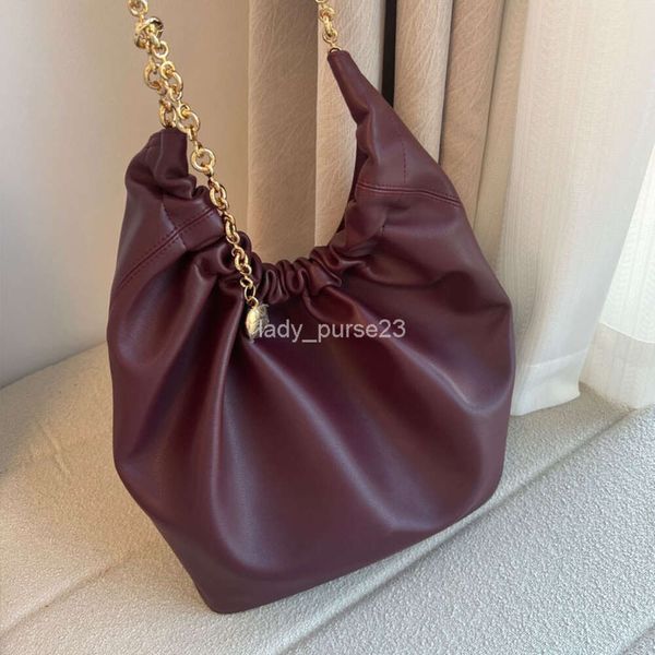 Neue Einkaufsgüter Gold Single Tasche Große Spanien Frauen Mode Squeeze Kette Totes Schultermondtaschen Leder Mädchen Kapazität 2023 Handtaschen PI53