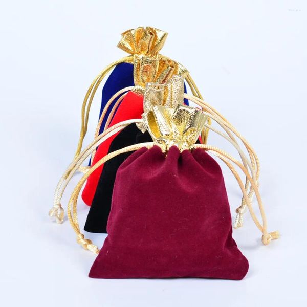 Sacolas de compras 50 tamanhos 7x9 10x12 12x15cm bolsas de veludo com acabamento dourado bolsa com cordão para exibição de joias de natal embalagem de decoração de presente