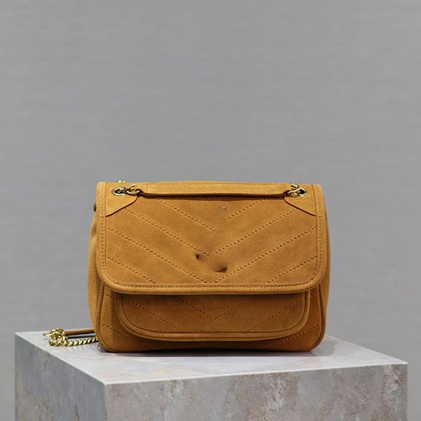 NIKI MÉDIO EM CAMURÇA colcha espinha de peixe e a concha de couro de Cassandra Designer bolsa de ombro bolsa crossbody estilo retrô ainda 533037