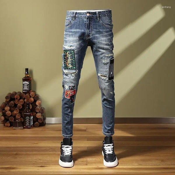 Jeans da uomo alla moda e personalizzati con toppa effetto invecchiato High Street, pantaloni lunghi slim fit a gamba piccola, casual estivi