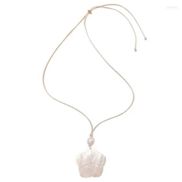 Collane con ciondolo Collana di conchiglie naturali Tema oceano Catena di clavicole con fiori di pruno per regalo di gioielli estivi per ragazze da donna