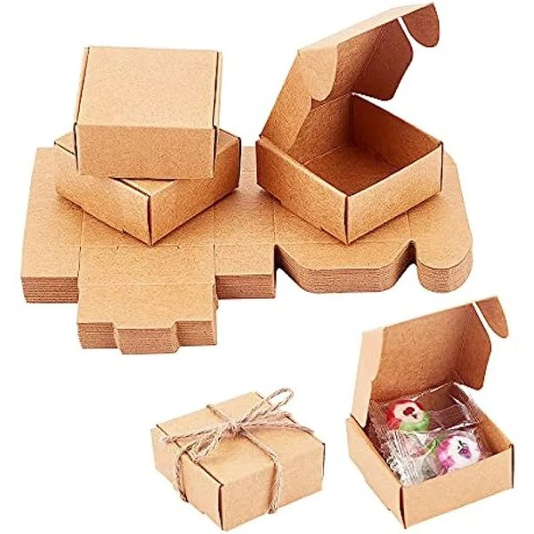 50 pezzi di confezionamento regalo da regalo da 2x2x1 pollici di carta da regalo Kraft Accessori di carta fatti a mano per preparare orecchini piccoli gioielli 231227