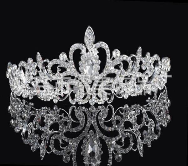 Birdal corone Nuove fasce per la testa Campi per capelli Campi per matrimoni Bridal Wedding Accessori Argento Cristalli di Rhinestone Pearls HT062368490