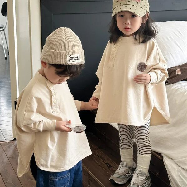 7360 T-shirt pour enfants automne 2023 coton brossé couleur unie garçon t-shirt manches chauve-souris fille pulls Oblique patte hauts 231226