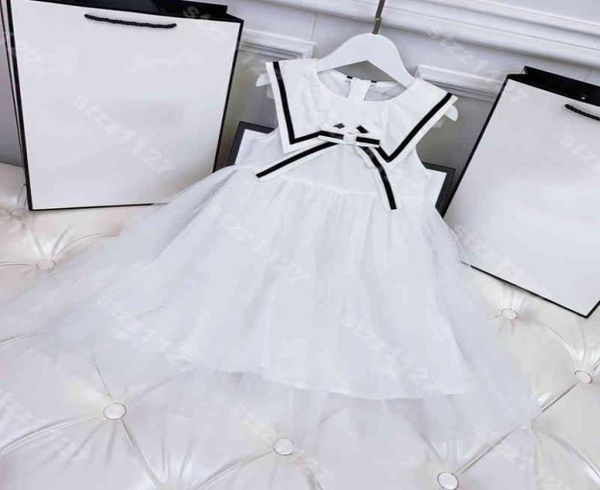 Designer meninas vestidos brancos verão rendas malha vestidos de festa bebê meninas saia simples verão algodão mangas curtas tee logotipo chel br8955716