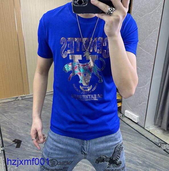 T-shirts masculino de 2CDV Designer de verão Novo Slim Fit Tiger Manga curta Trendência Trendência Round Pescoço Half Moda Top Underlay