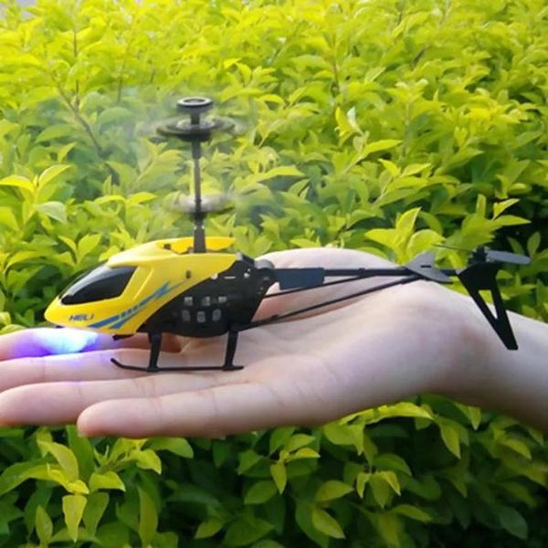 Uçak RC 901 2CH LED Mini RC Helikopter Radyo Uzaktan Kumanda Uçak Mikro Kontrolör RC Helikopter Çocuk Drone Gyro ve Lig ile