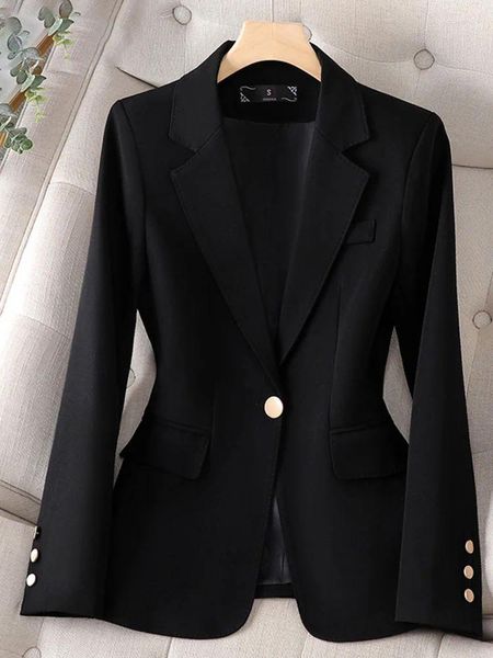 Abiti da donna Elegante cappotto blazer per donne Office a manica lunga Giacca di moda coreana Slim Buccon Solid Back 2024 Spring Summer Coats