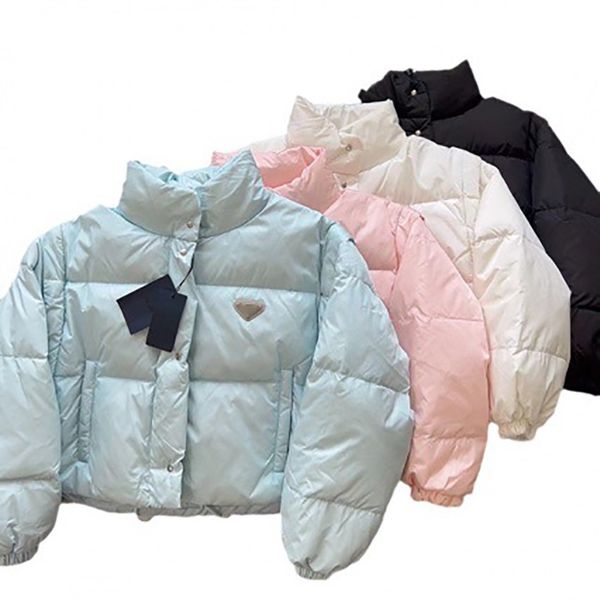 Designer jaqueta outono e inverno senhoras moda triângulo etiqueta decoração engrossado quente fino casaco de algodão curto