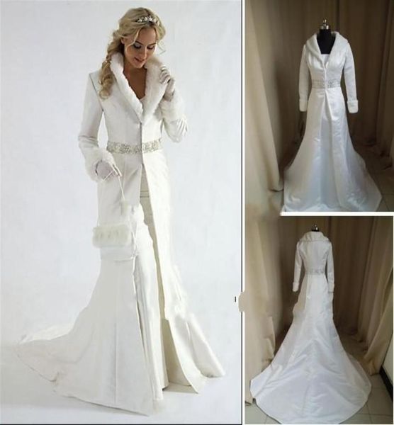 Pelliccia intera Una linea Avvolgente senza spalline in raso Abito da sposa invernale bianco Mantello Cappella strascico Cappotto a maniche lunghe in raso per la sposa1724142