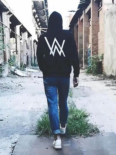 Alan Walker Same Style Hoodie 24ss Designer Fashion Hoodie Street Style Hip Hop Hoodie Hochwertiger Pullover