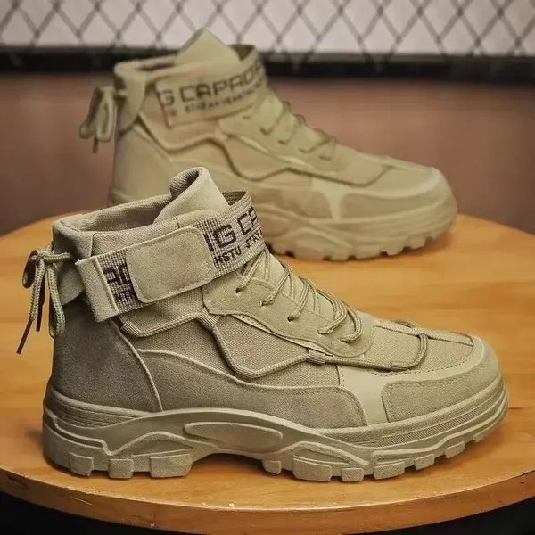 2024 Men Boots Botas Tactical Militar Combate ao ar livre Sapatos de inverno Light NONSLIP Desert Tornozelo Zapatos 231225