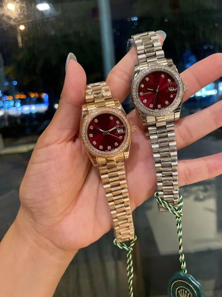 2024 Orologi da donna con diamanti Orologi da infermiera di lusso da donna Abito casual Orologio da polso alla moda femminile Regalo di alta qualità per ragazza Top Style con scatola