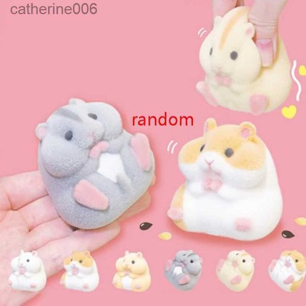 Gefüllte Plüschtiere Japan Original Kapselspielzeug Niedliche Kawaii Fatty Milky Soft Hamster Beflockung Plüschpuppen Squeeze Stress Relief ToysL231228