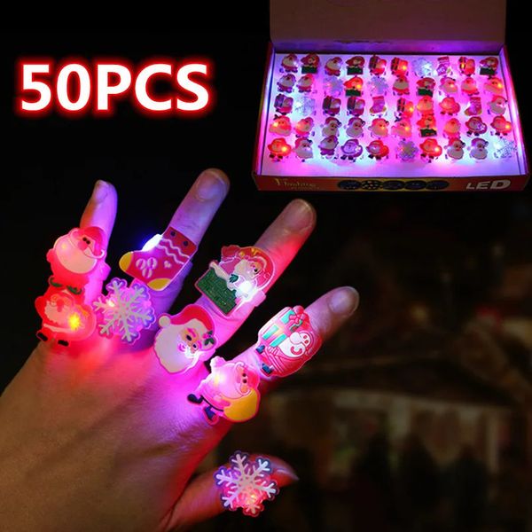 50pcs LED Light Christmas Halloween Ring brilhante Pumpkin Ghost Rings Decoration for Home Santa Snowman Kids Presente 231227