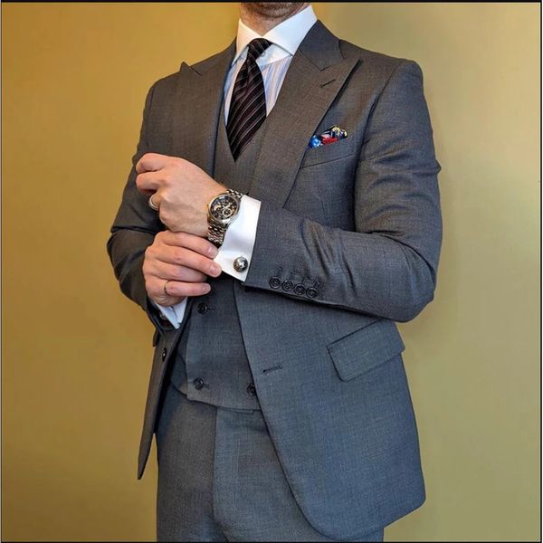Ternos cinzentos para homens de casamento formal blazer noivo personalizado smoking smoking fit slim jacket coletes 3 peças conjuntos de terno masculino 231227
