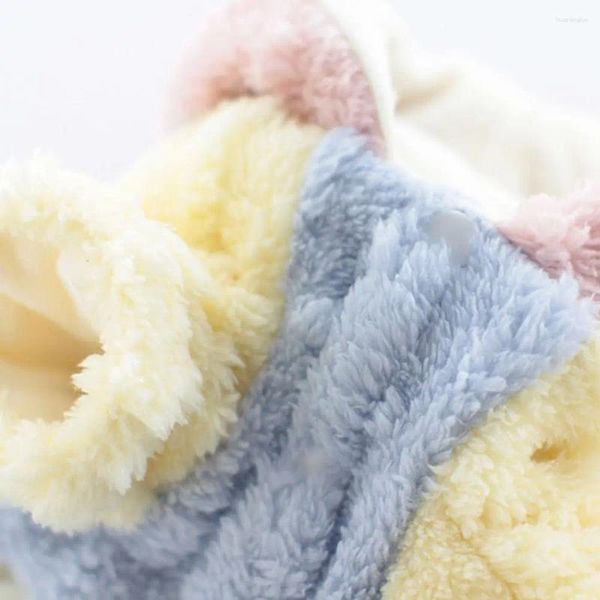 Abbigliamento per cani Maniche corte Tutina per animali Dolce punto Bowknot Con cappuccio Caldo pile di corallo Tutine per cuccioli Per l'autunno inverno Opzioni a 3 colori