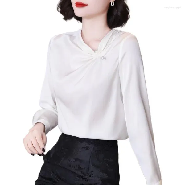 Женские блузки, мода 2023, весна-осень, женские элегантные белые асимметричные рубашки из ацетатного атласа, OL стиль, жемчужная брошь, искусственный шелк