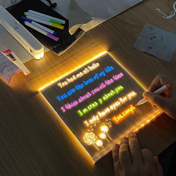 Escrita luminosa Quadro de mensagens transparente Luz 3D Folhas de acrílico transparente Display LED Graffiti Sketchpad com caneta para escritório Tablero De Mensajes Transparente