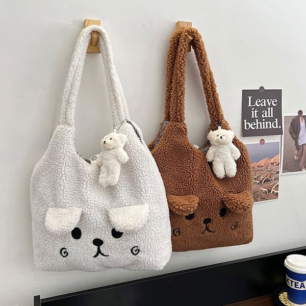 Neue Winter Weiche Plüsch Tote Tasche Frauen Cartoon Stickerei Nachahmung Lamm Haar Schulter Tasche Für Frauen 2023 Shopper Tasche FMT-4226