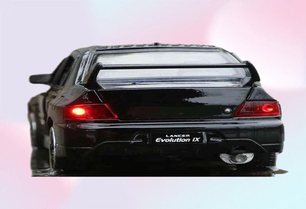 Mitsubishi Lancer modello da corsa in lega Evolution IX 9 scala 132 auto giocattolo in metallo pressofuso serie di auto per bambini039s regali8998954
