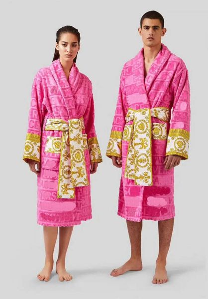 Robe de banho designer longo com capuz amantes casais longstyle LUXO impressão europeia brilhante 100% algodão luxuoso casal BathRobe atacado 2 pares preço 10% de desconto 67Q0667