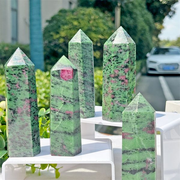 Torre di cristallo rossa e verde Ornamento artistico Bacchette curative minerali Reiki Pietra energetica naturale a sei facce Pilastri di quarzo abilità.