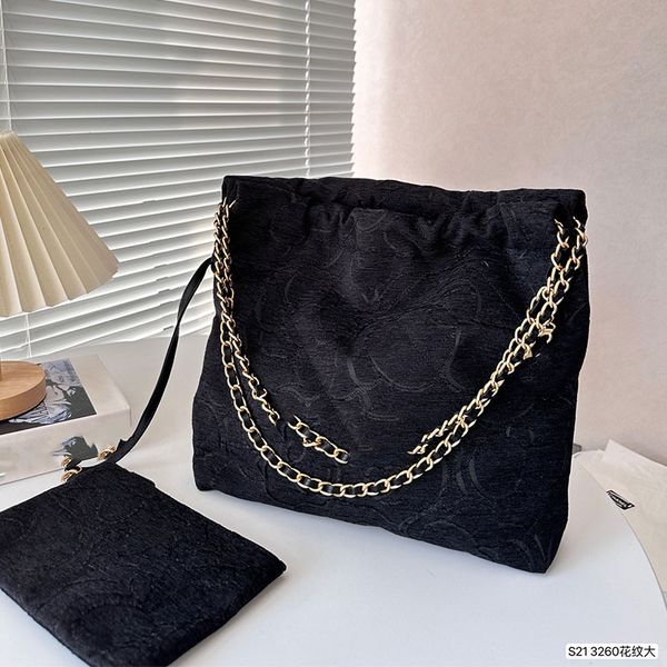 2024 Nuova borsa di design con catena Borsa di lusso in pelle bovina Mini borsa con catena di perle Versatile per le donne