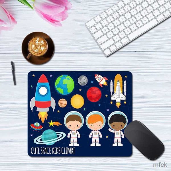 Mouse Pads Apoios de Pulso Ins Cosmonauta Universo Espaço Pequeno Mouse Pad Antiderrapante Base de Borracha Espessada para Computador Laptop Escritório Tapete de Mesa de Aprendizagem