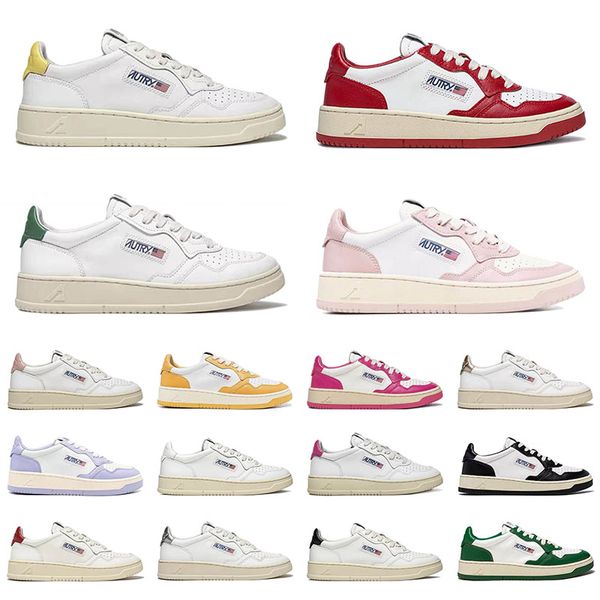 Designer Scarpe casual Autrys Medaglia Sneaker Scarpe da azione Autrys Tomaia in pelle bicolore scamosciata Bassa Rosa Rosa Giallo Panda Lows Mocassini Piattaforma Uomo Donna Scarpe da ginnastica