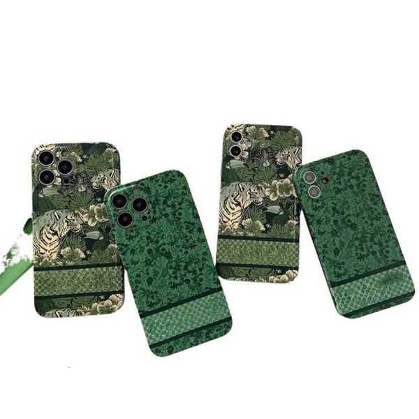 Capas de telefone celular NatureInspired Tiger Letter Print Designer Phone Case para iPhone 15 Pro Max 14 Pro Max 15Pro 14Pro 13 13Pro 12 11 ProMax Capa perfeita para Herbário Flo