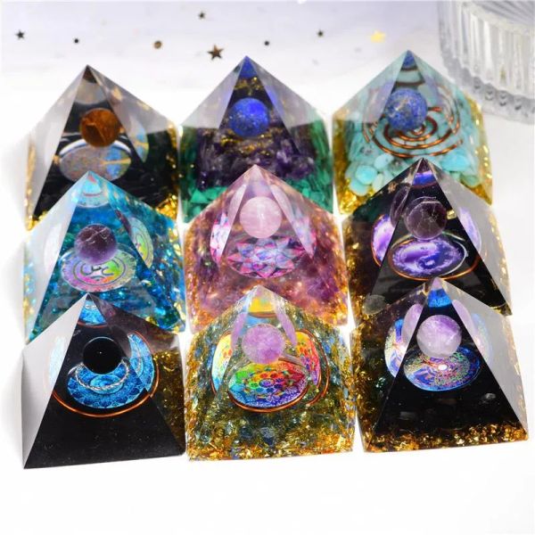 Orgonite Piramide Decor Generatore di energia Guarigione Sfera di cristallo Reiki Chakra Protezione Meditazione Figurine Resina Casa Ornamento fatto a mano ZZ