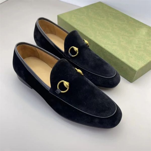 Mocassino da uomo di design Costruzione Blake Scarpe eleganti in pelle scamosciata marrone scuro Suola in cuoio Business