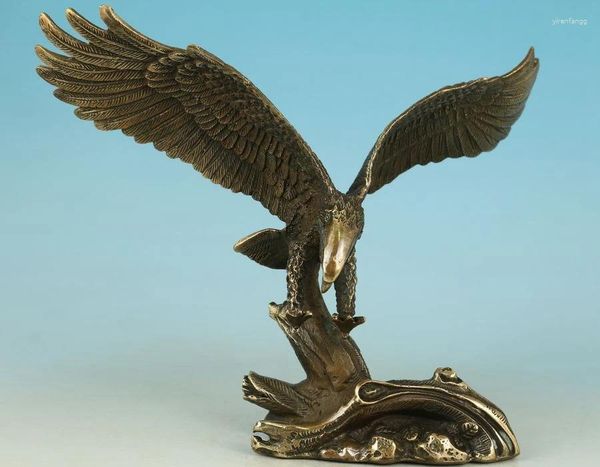 Estatuetas decorativas agradável asiático chinês antigo bronze artesanal esculpido águia coletar estátua figura decoração