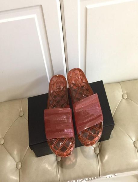 2021 новые темпераментные женские тапочки для отдыха Buty Damskie Кожаные резиновые сандалии Секс-шлепанцы Летние Mujer Мягкая модная обувь большого размера8502884