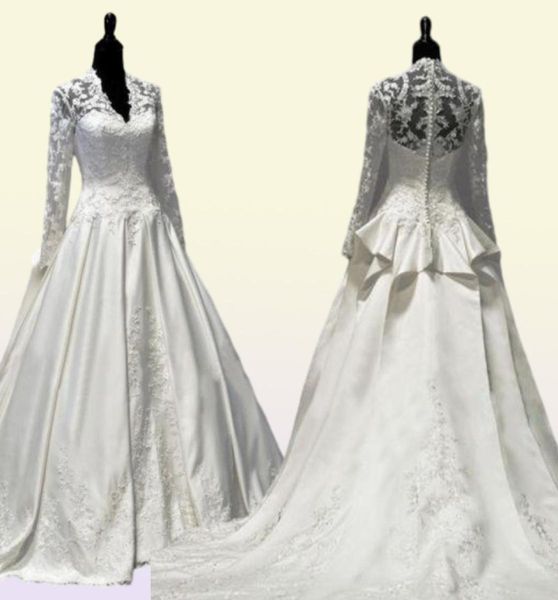 2021 Vintage Kate Middleton maniche lunghe abiti da sposa autunno ALine scollo a V avorio taffettà applicazioni peplo abiti da sposa abiti D1557988