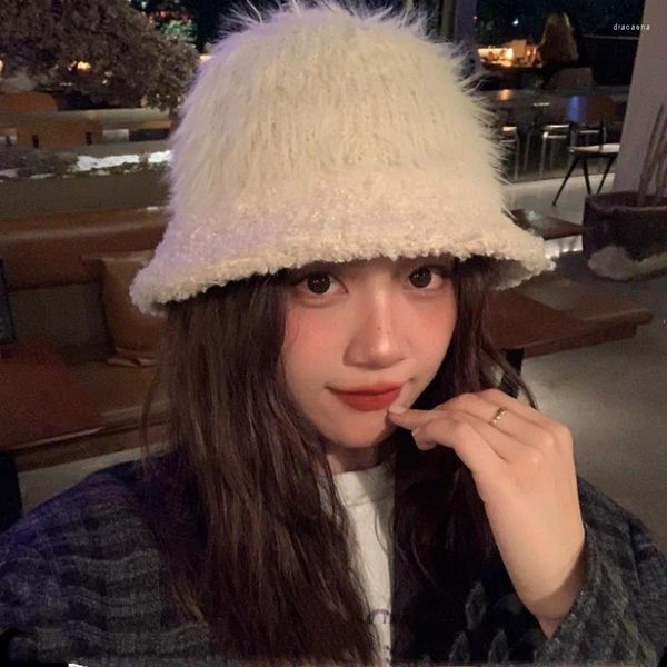 Berets Japanische Imitation Pelz Gestrickte Eimer Hut Damen Mode Vielseitige Winter Gehörschutz Kuppel Kurze Krempe Becken Hüte