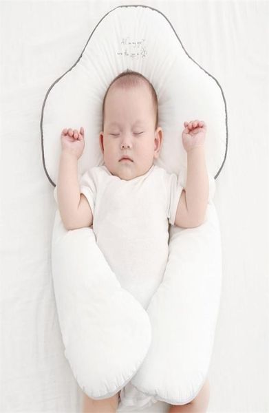Almohadas Almohada moldeadora de la cabeza del bebé Protección de almohada cómoda y transpirable para el síndrome de cabeza plana Diseño de guía de posición para dormir 2209096002569