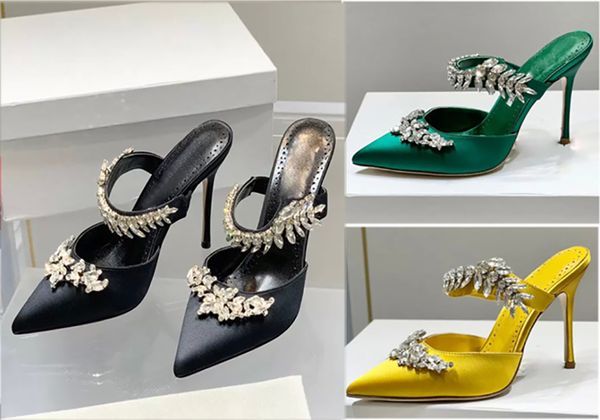 Nuovo stile sandali con tacco alto in orecchio di grano in raso Designer Party Point brillanti gioielli in cristallo fibbia scarpe con tacco alto scatola da donna