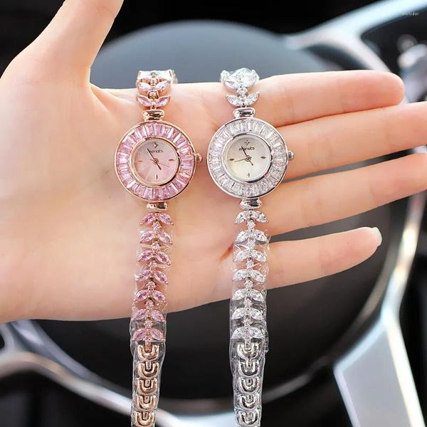 Relógios de pulso Luxo Beimu Macarrão Peixe Corrente de Prata com Pulseira de Diamante Quartzo Relógio À Prova D 'Água para Senhoras Doce Rosa Relógio Feminino Presente